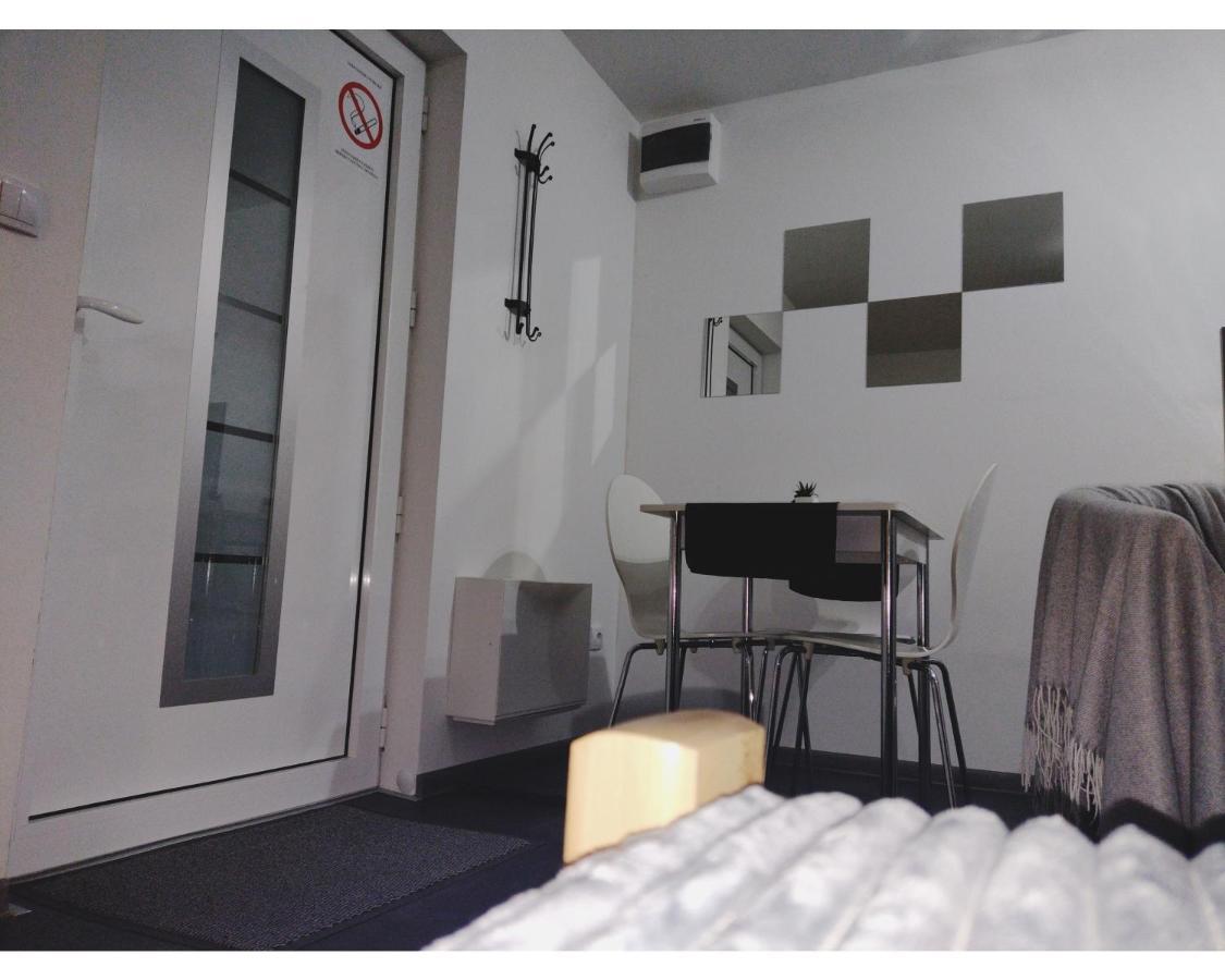 Apartmani Domo Sd Semêndria Exterior foto