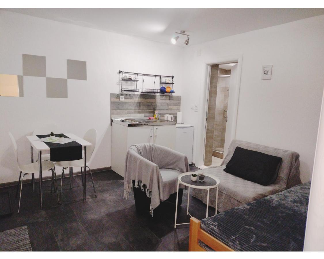 Apartmani Domo Sd Semêndria Exterior foto