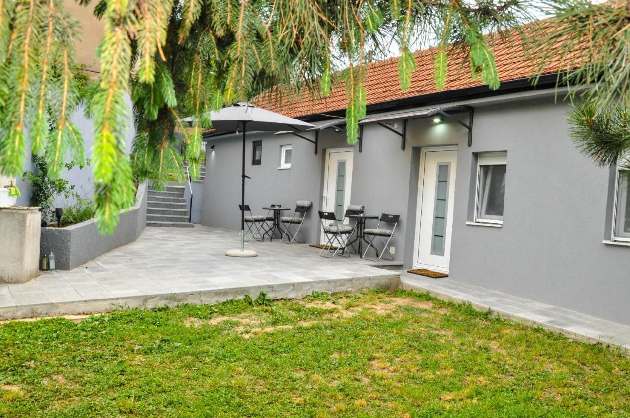 Apartmani Domo Sd Semêndria Quarto foto